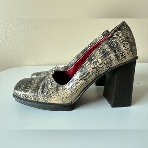 Vintage 90's Donald Pliner Black White Animal Print Snakeskin Pumps Heels 7.5